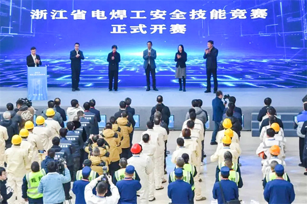 比賽現場(chǎng).jpg